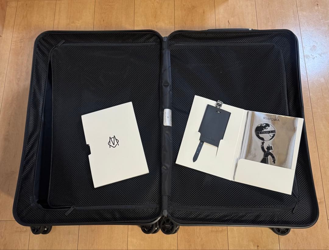 【新品未使用】RIMOWA × PORSCHE スーツケース 74L