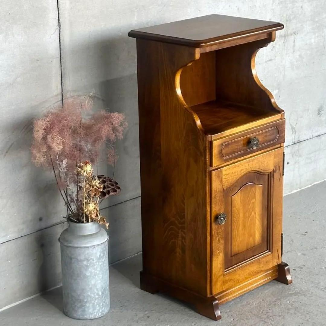 ★karimoku★ カリモク コロニアル 電話台 キャビネット｜高級木製家具