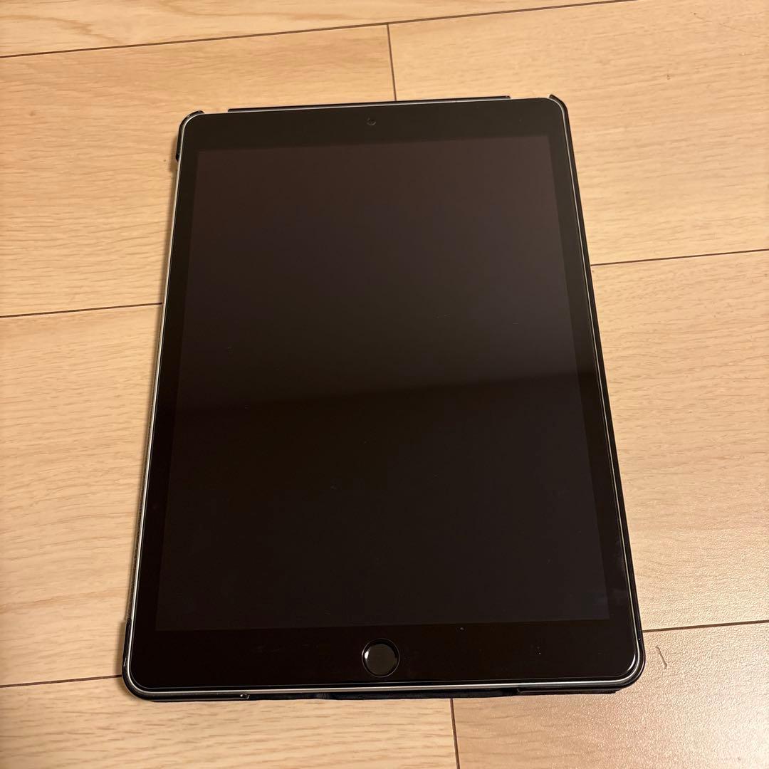 ipad 第9世代 64gb 本体 専用カバー付き