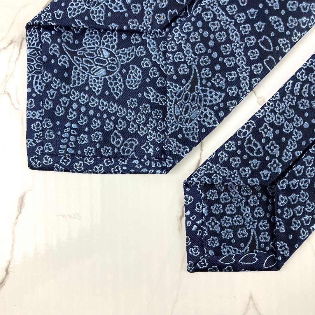 未使用級　ブルガリ　ネクタイ　ペイズリー柄　セッテピエゲ　ジャガード　ネイビー