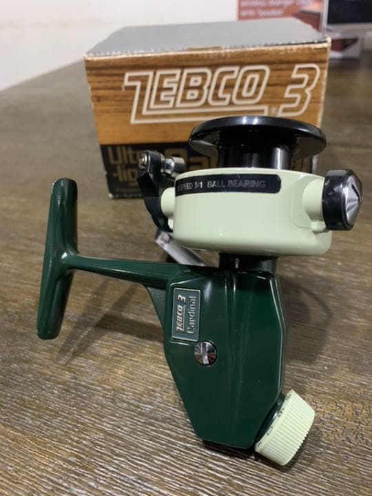 ゼブコ　zebco3 カーディナル