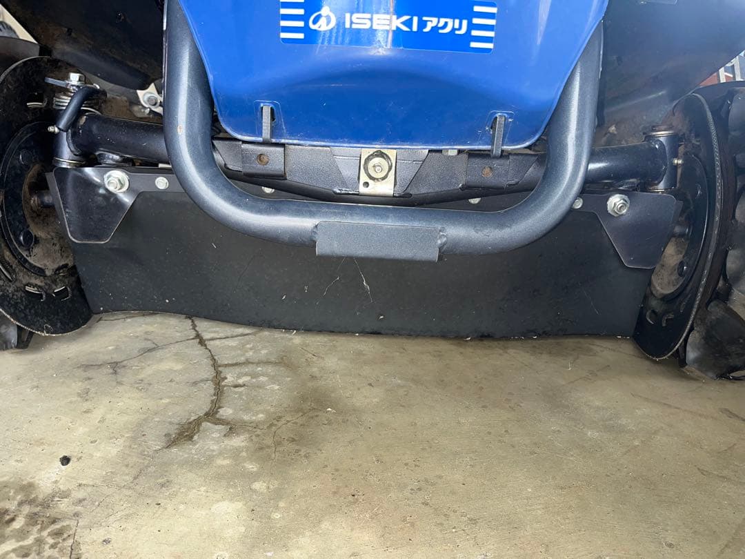 イセキアグリ 乗用草刈機 RMK151X 山形 乗用モア 乗用幹周草刈機