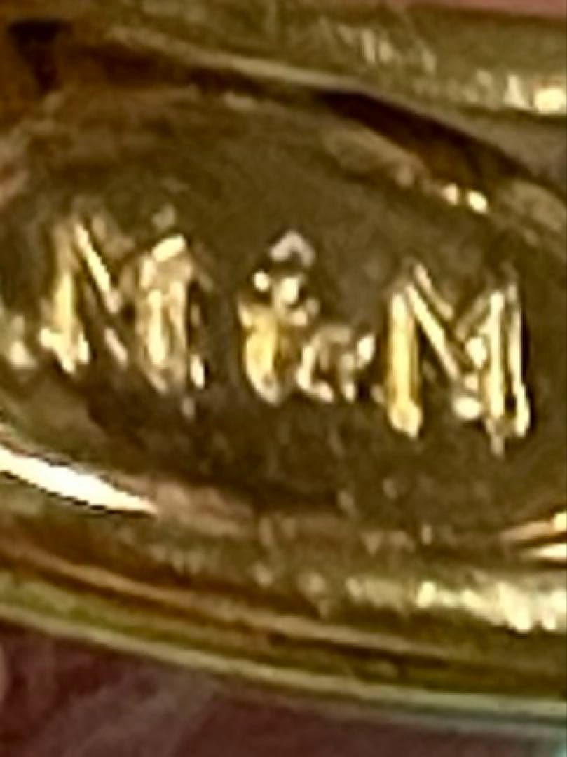 18金　超かわいい　花柄　ダイヤ　リング