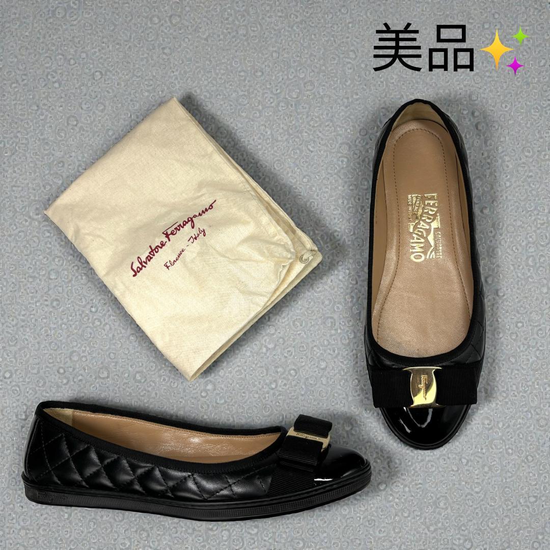 美品 フェラガモ キルティングパンプス ヴァラリボン Rufina 黒 7 24