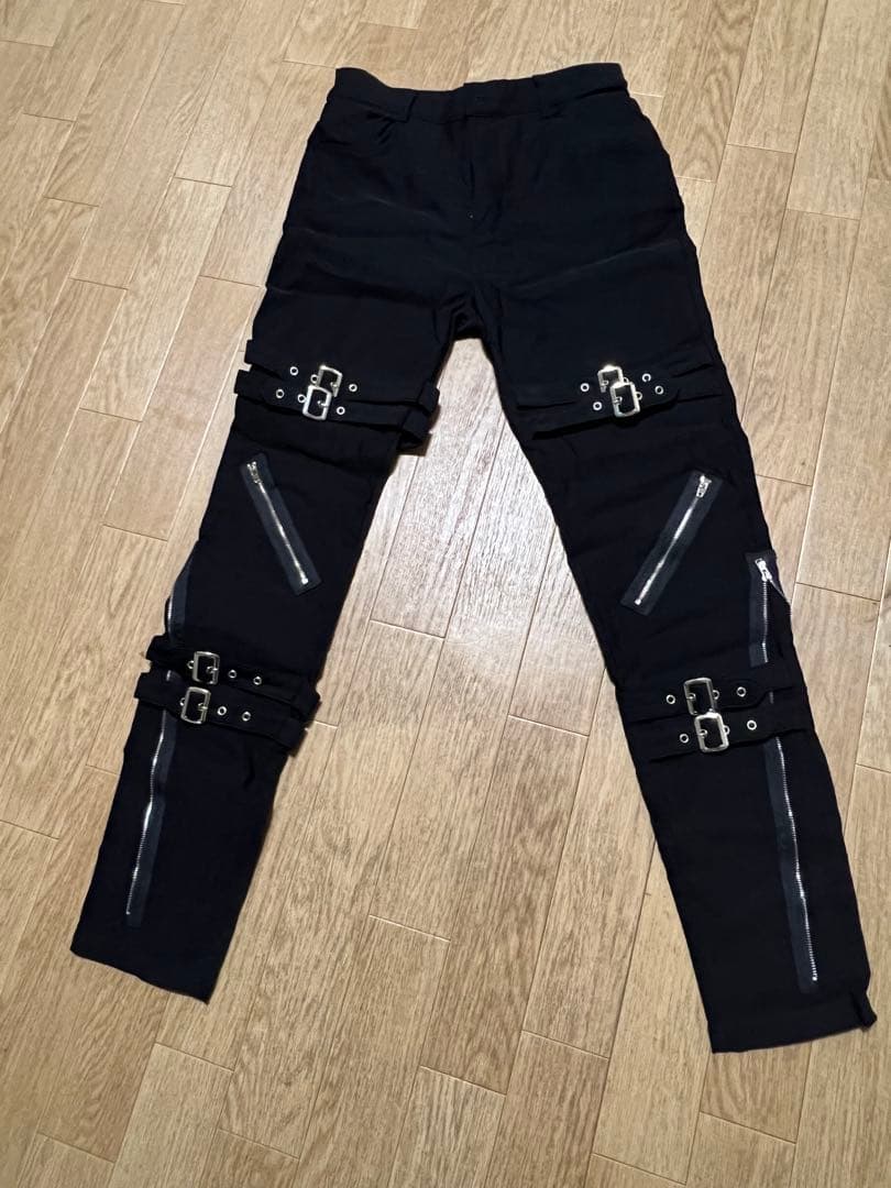 MULTI BUCKLE ZIPスキニーパンツ