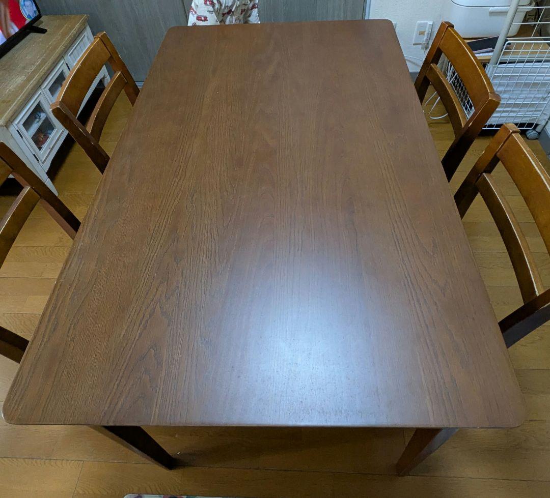 ニトリ 人気シリーズ オーク材 木製 ブラウンダイニングテーブル