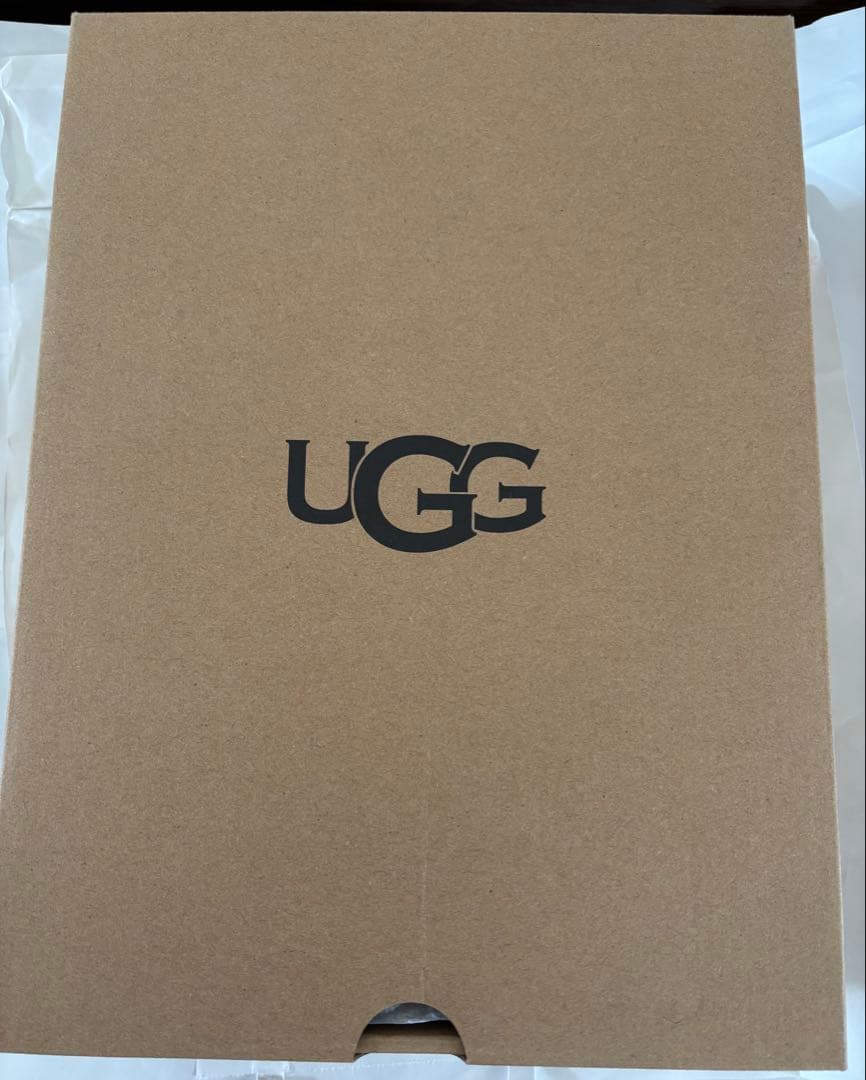 UGG アグ　W CAPTRAIL LOW キャップ　トレイル　ロー　CPF