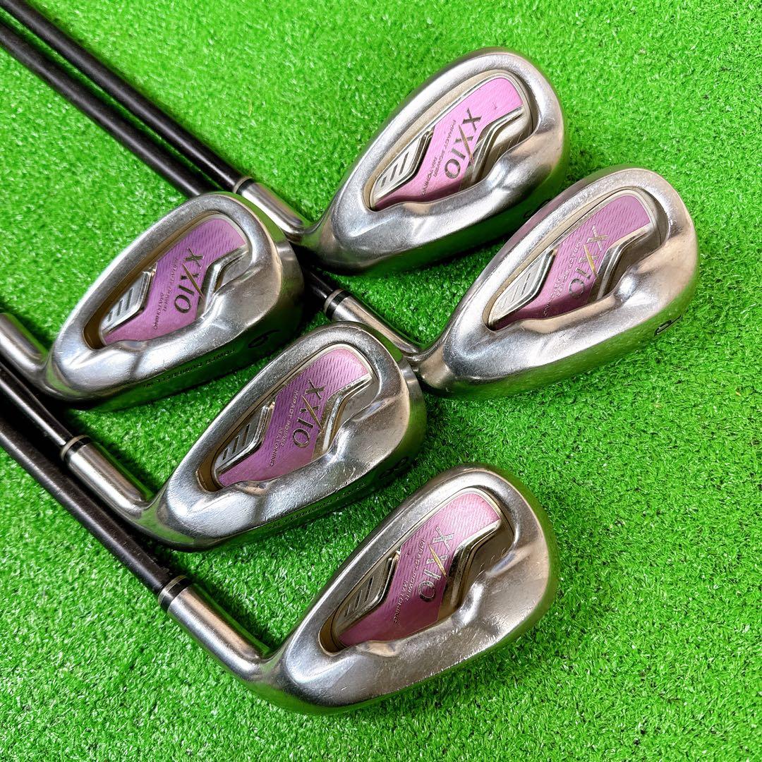 バッグ新品 ゼクシオ9 レディース クラブセット 9本 MP900 MP600