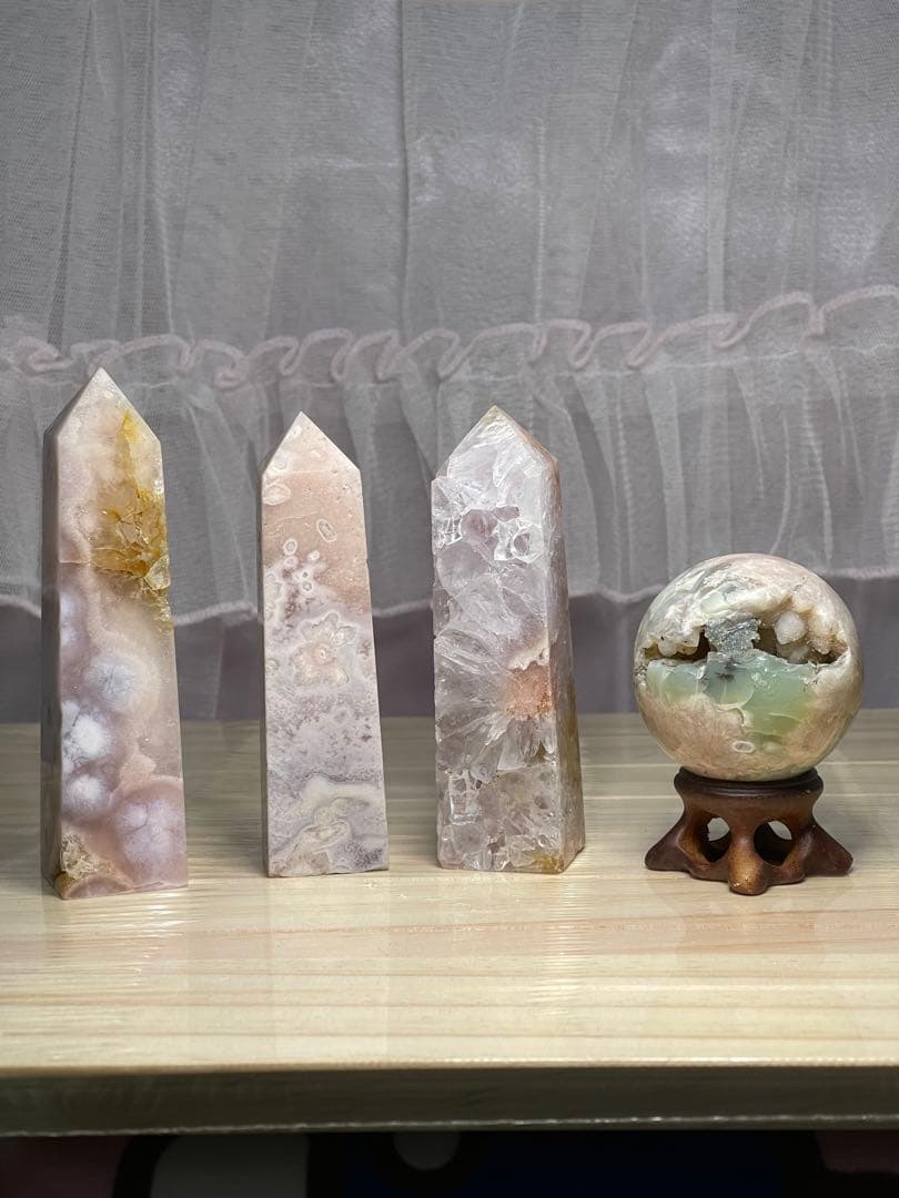 ピンクアメジストタワー 桜瑪瑙 天然石　丸玉　台座付き　4点セット　バラ不可