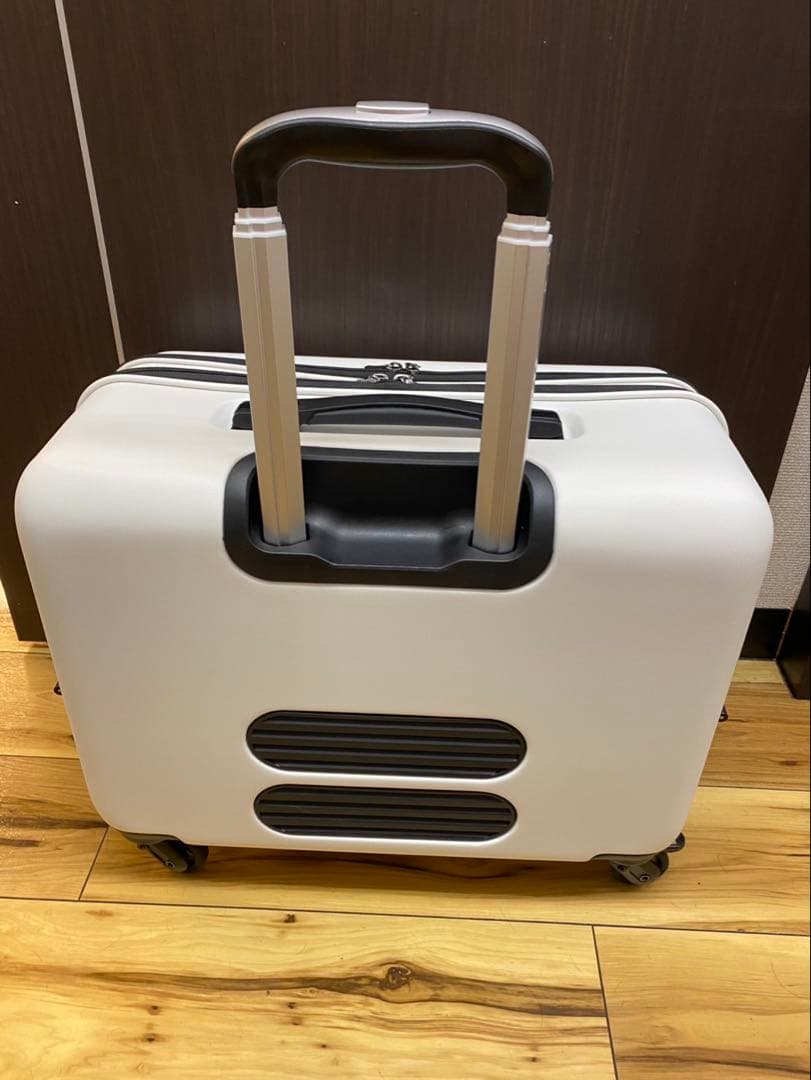 GEXジェックスÖSOTOキャリー ローラーⅡ M ホワイト美品中古送料無料