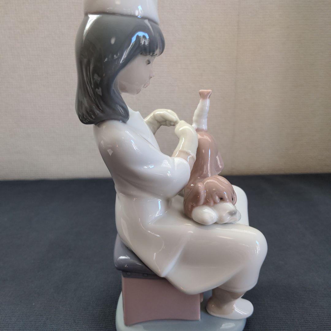 LLADRO　リヤドロ　 010-0638　　陶器人形　置物