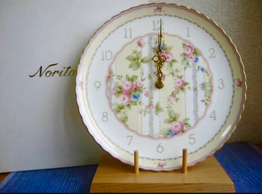 ⭐︎新品⭐︎希少⭐︎Noritakeノリタケボーンチャイナローズパティオ時計薔薇リボン