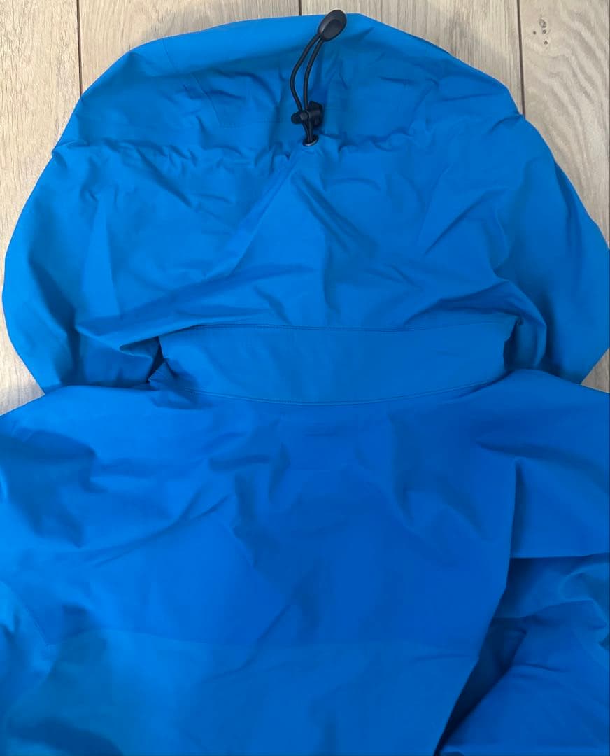 【希少品】ARC’TERYX BETA LT ハイブリッドジャケット Sサイズ
