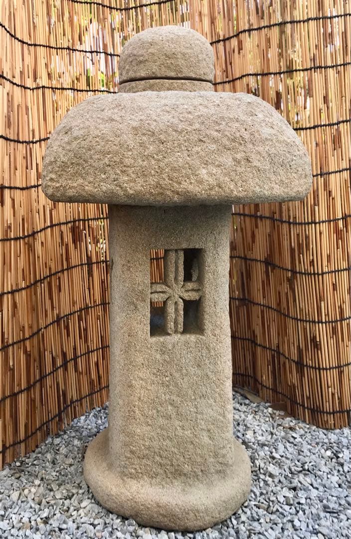 【天然自然石・石灯篭・坪庭灯篭・前庭灯篭】庭石オブジェ置物箱庭ガーデニング造園