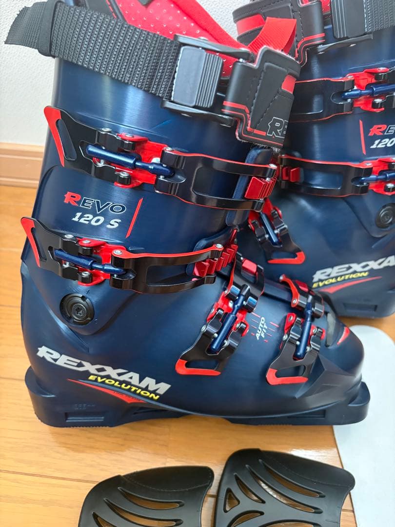新品REXXAM REVO 120 S スキーブーツ ネイビー　24-24.5