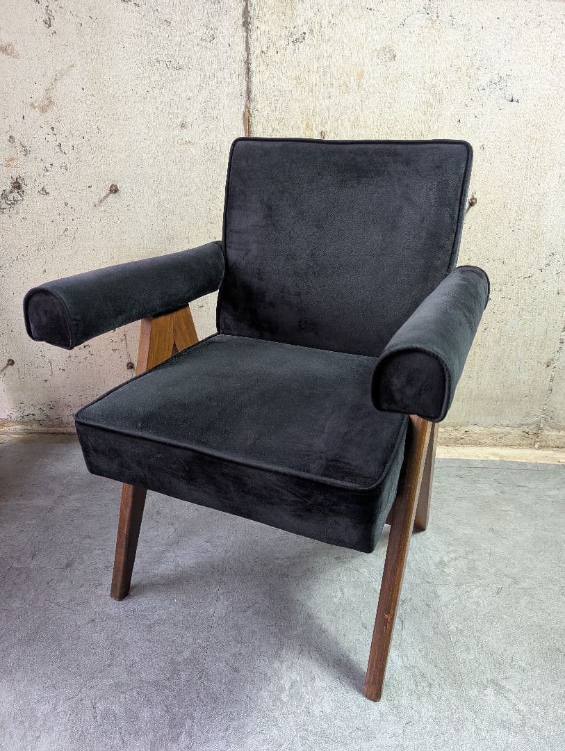 ピエールジャンヌレ　Pierre Jeanneret