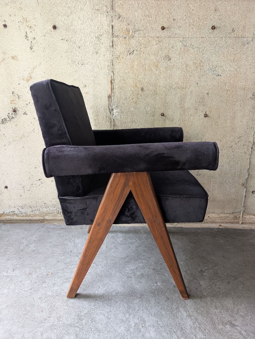 ピエールジャンヌレ　Pierre Jeanneret