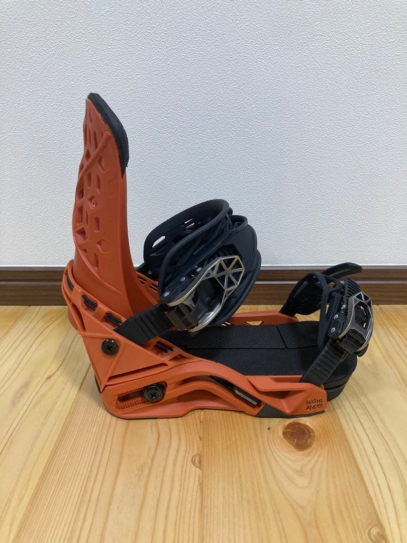 新品未使用 SALOMON HIGHLANDER Sサイズ