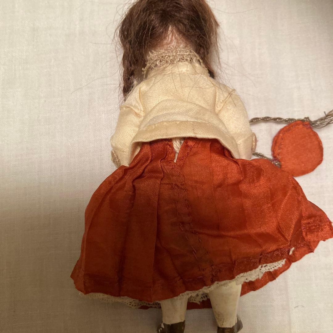 シモンハルビックミニョネット