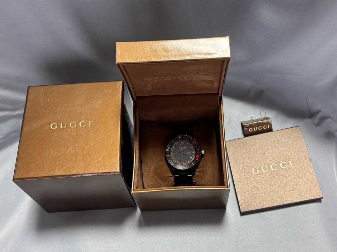 【新品未使用】定価137,500円　グッチ 腕時計 GUCCI Gタイムレス