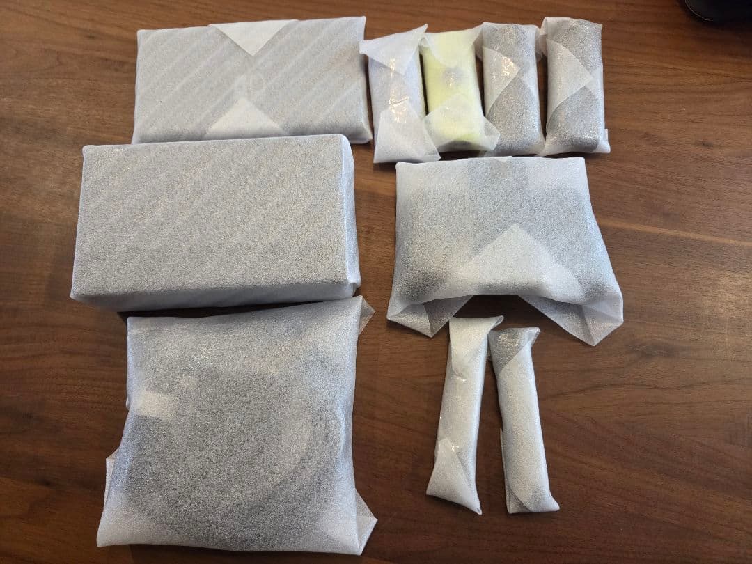 Nintendo Switch 清掃済み ジョイコン２セット付き 本日発送!!