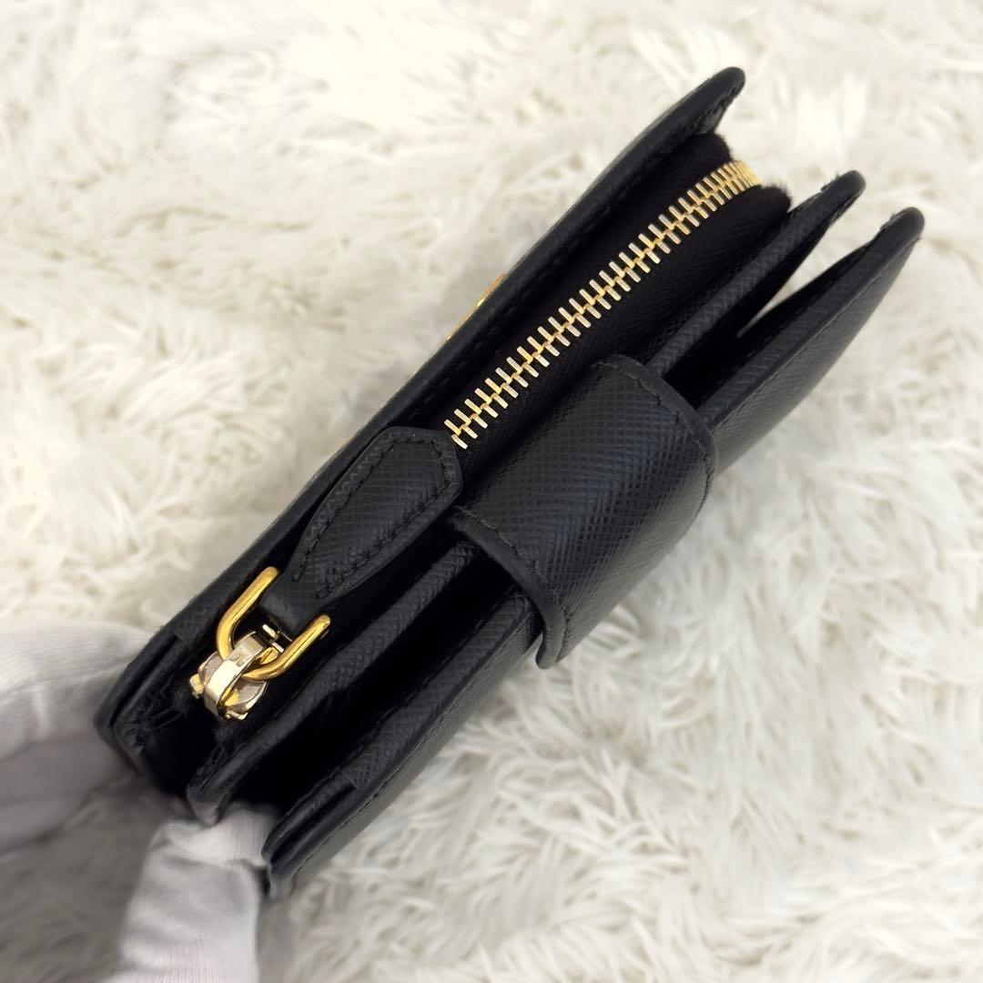 美品✨PRADA プラダ サフィアーノ 財布 ブラック 二つ折り レザー