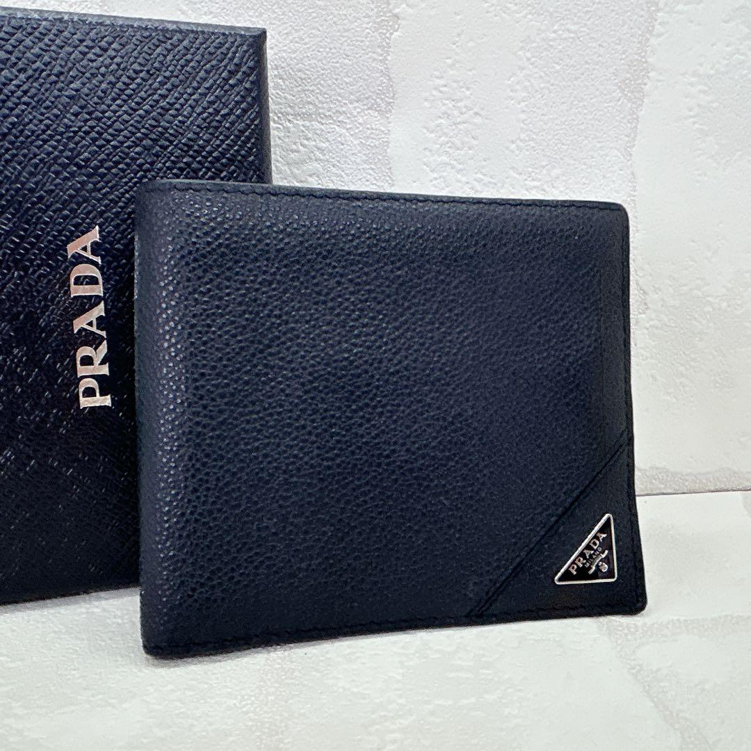 美品✨PRADAプラダ 折財布 財布 二つ折り 三角ロゴ シボ革 ネイビー