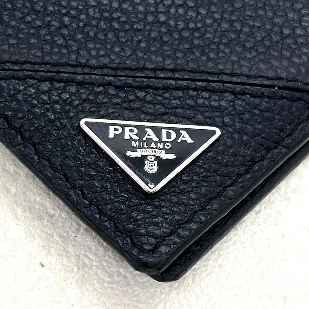 美品✨PRADAプラダ 折財布 財布 二つ折り 三角ロゴ シボ革 ネイビー