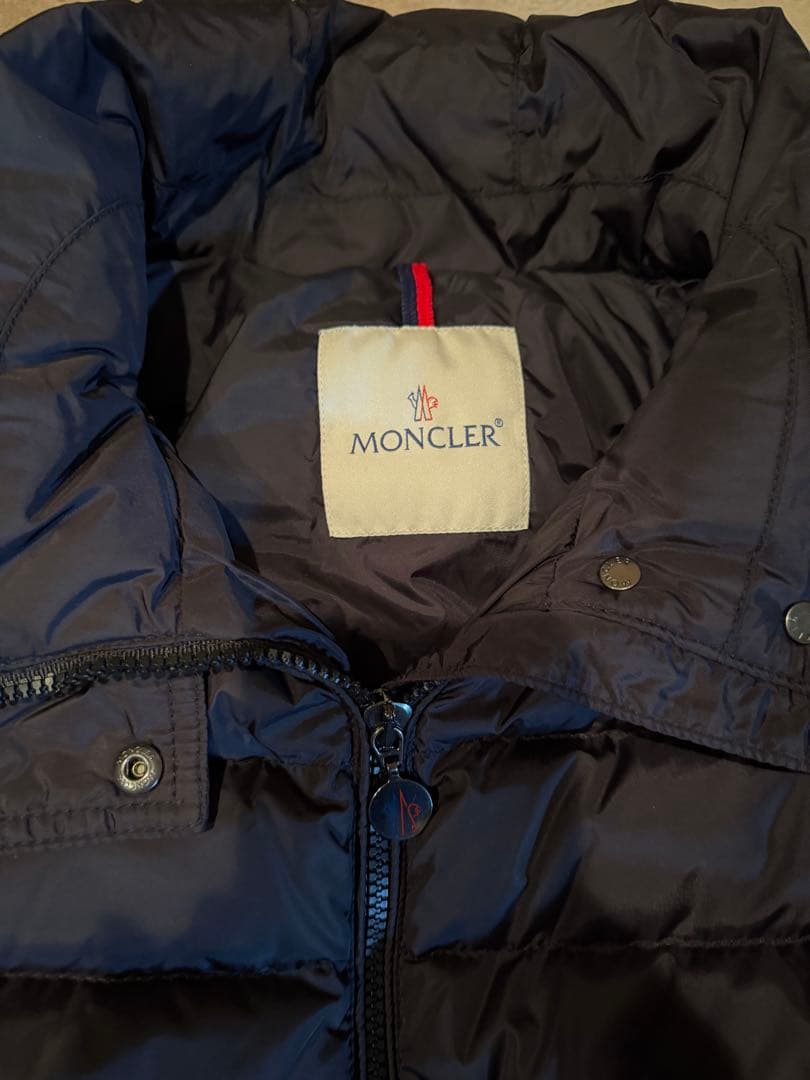 Moncler ブラック ショート丈 ダウンジャケット　希少サイズ3モンクレール