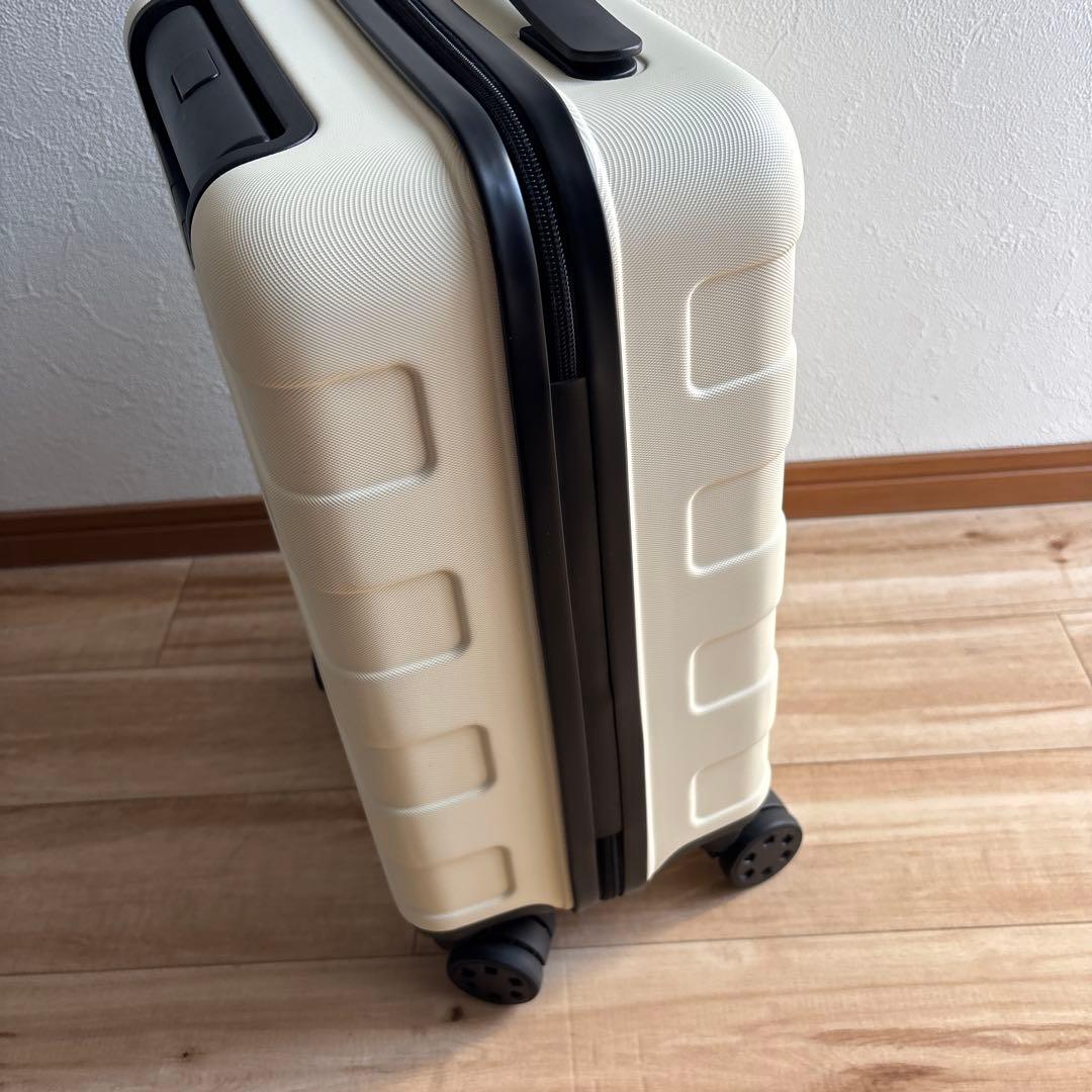 無印良品　キャリーケース　19L ホワイト　美品　最安値