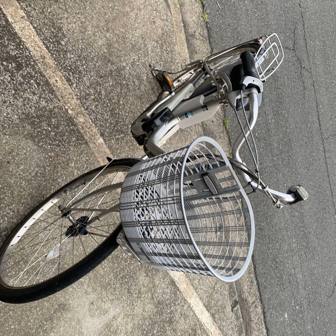 電動アシスト自転車。近県にの方、陸送致します。遠方の方はご遠慮下さい。サビあり。