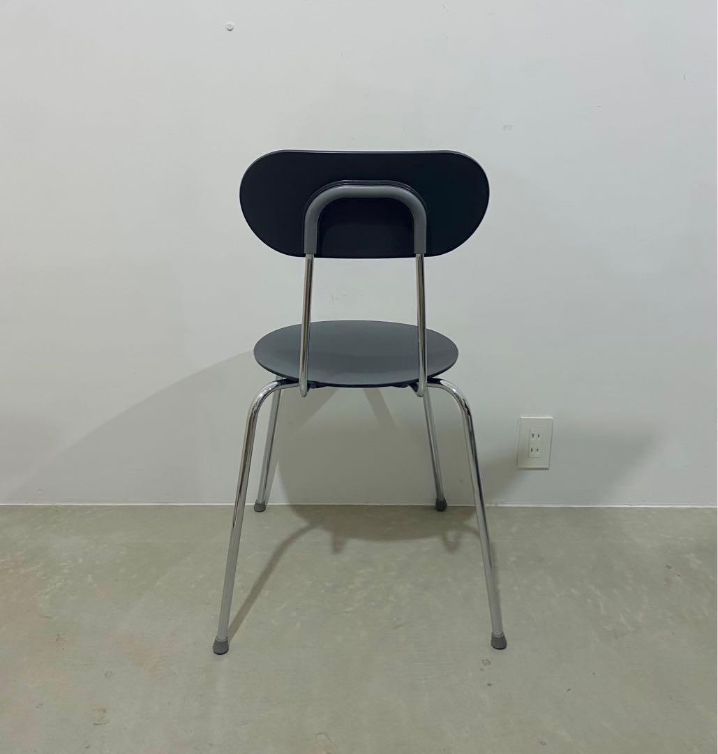 無印良品　スチールチェア・樹脂座　ダークグレー | マリオリナ チェア