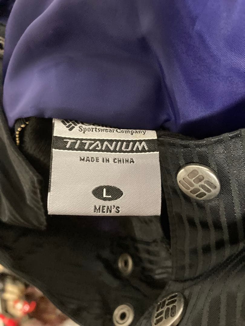 美品　コロンビアColumbiaスノーボードウェアセットアップLサイズ　ゴーグル