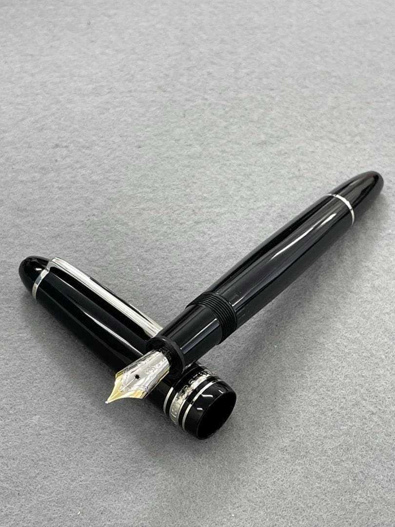 モンブラン MONTBLANC P146ル・グラン 万年筆 プラチナクラシック