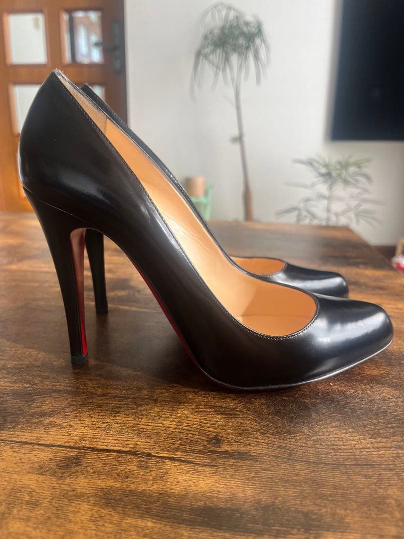 Christian Louboutin クリスチャンルブタン 39.5 パンプス
