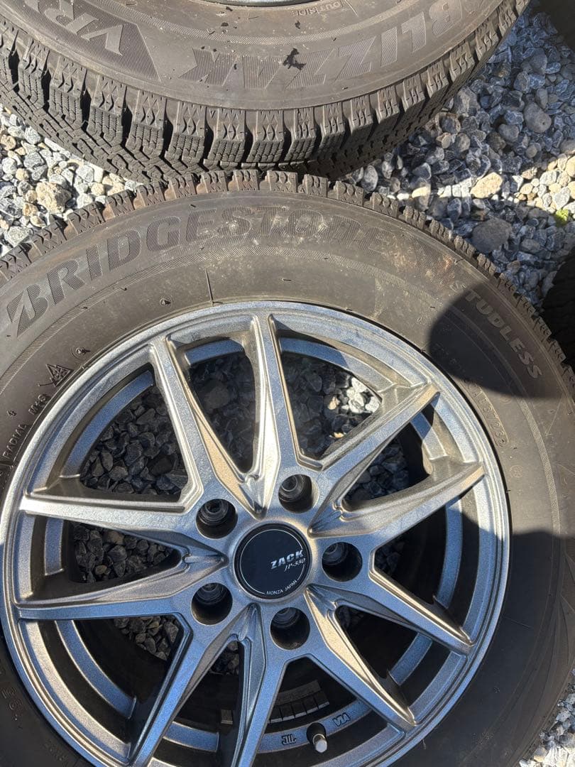 BRIDGESTONE スタッドレスタイヤ