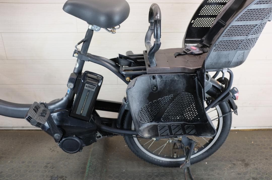 鵜*香様 良品★ヤマハPAS　KISS　20インチ　3段　8.7Ah充電器あり