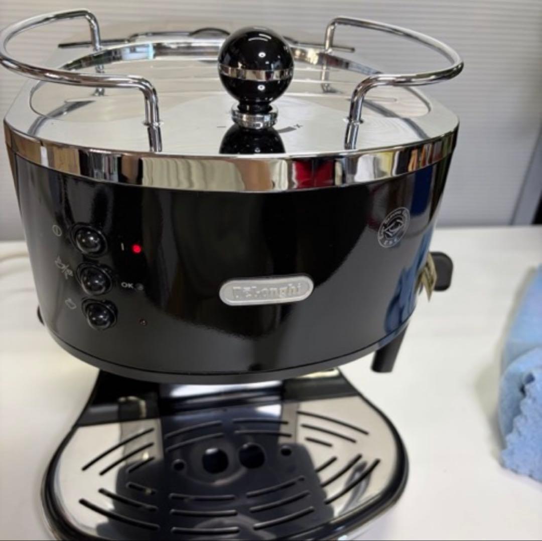 DeLonghi エスプレッソ・カプチーノメーカー ECO310BK
