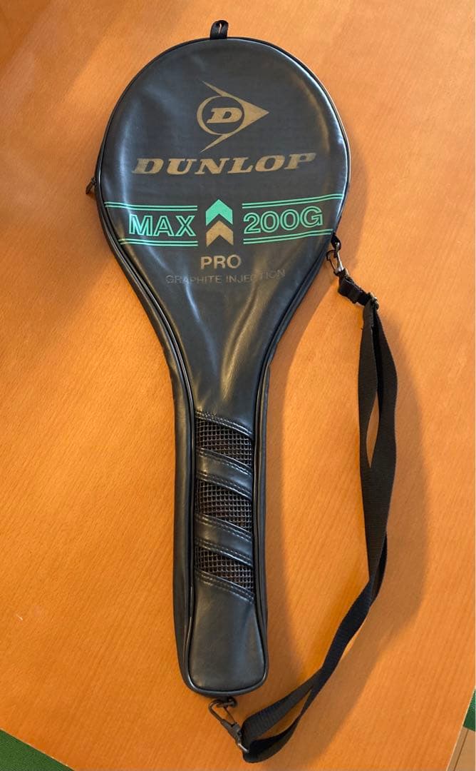 ダンロップ　テニスラケット　MAX200G PRO G4