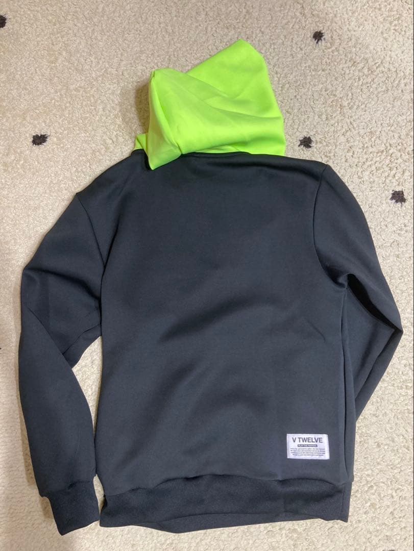 V TWELVE TONE PARKA L ブラック/グリーン