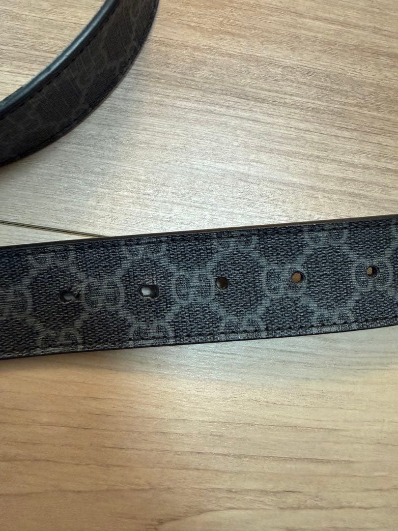 GUCCI レザー ベルト GGロゴ