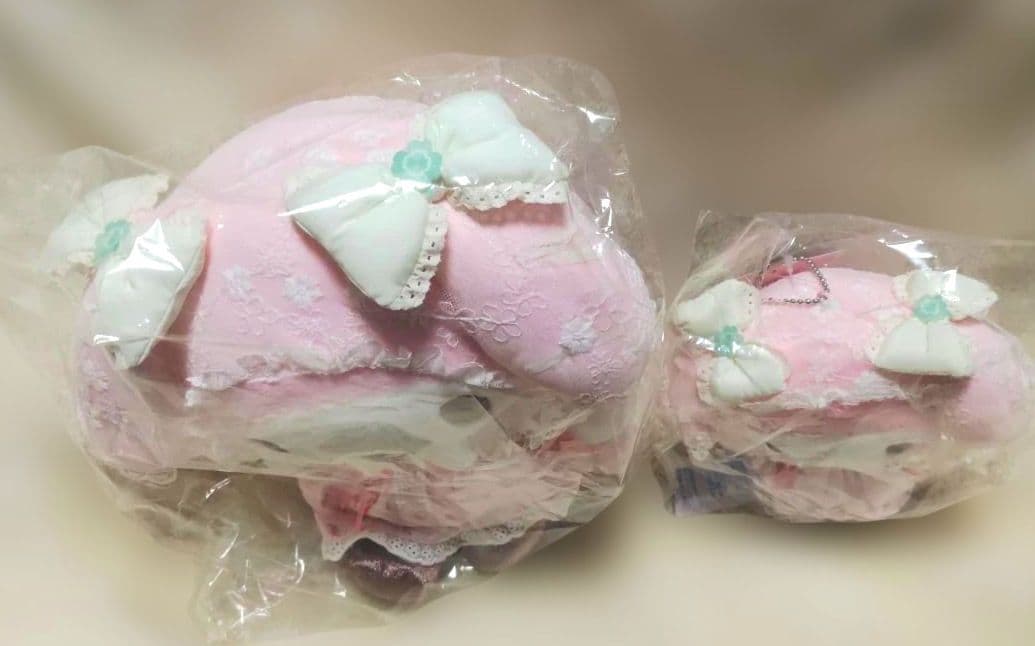 フォレストレース マイメロディ ぬいぐるみ マスコットホルダー 2点　サンリオ