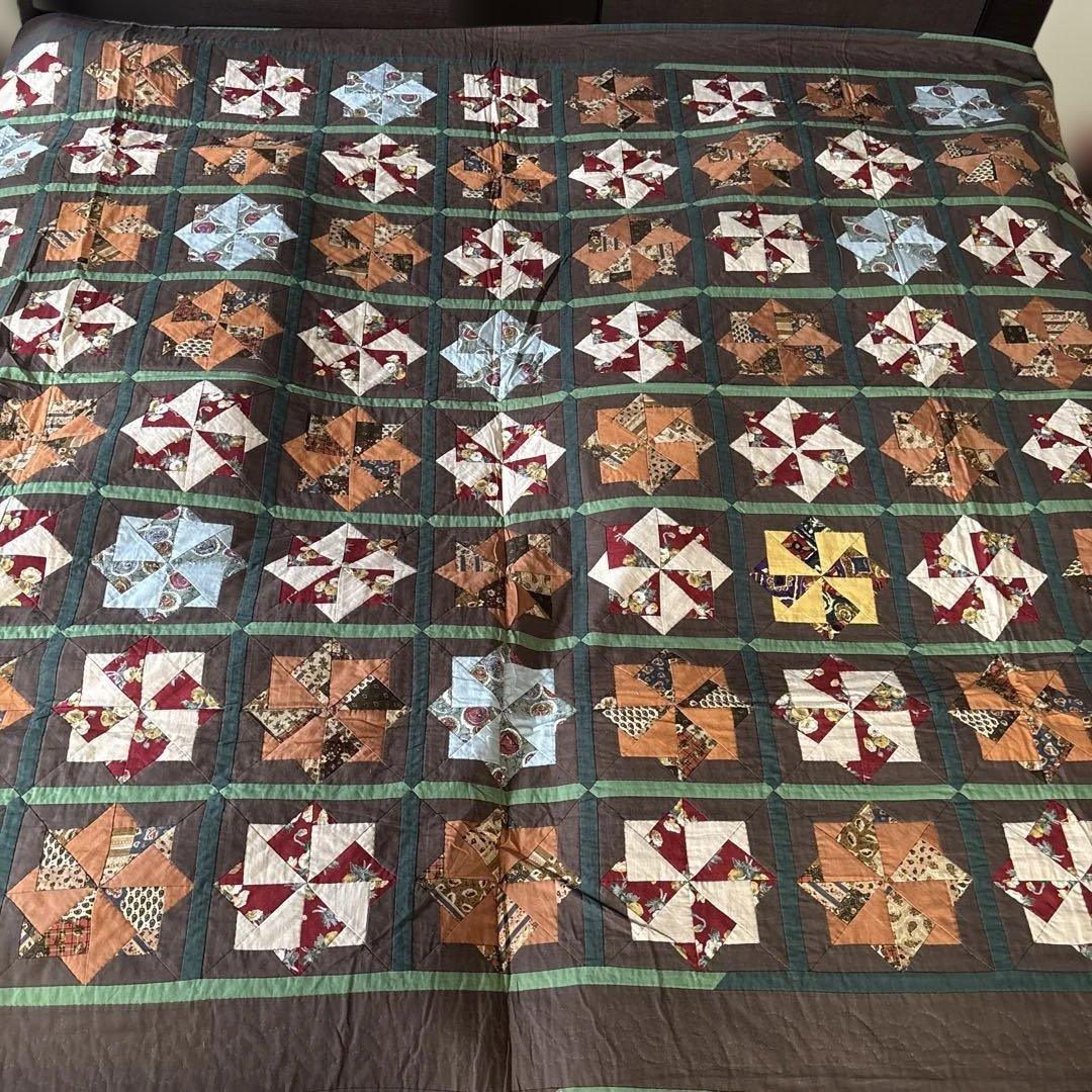 パッチワーク　ハンドメイド　タペストリー