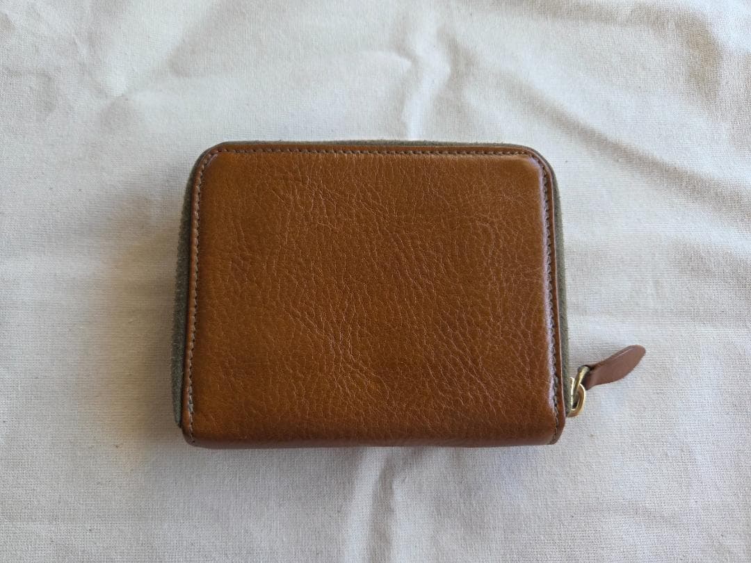 イルビゾンテ レザー 二つ折り財布 シボ ウォレット キャメルブラウン