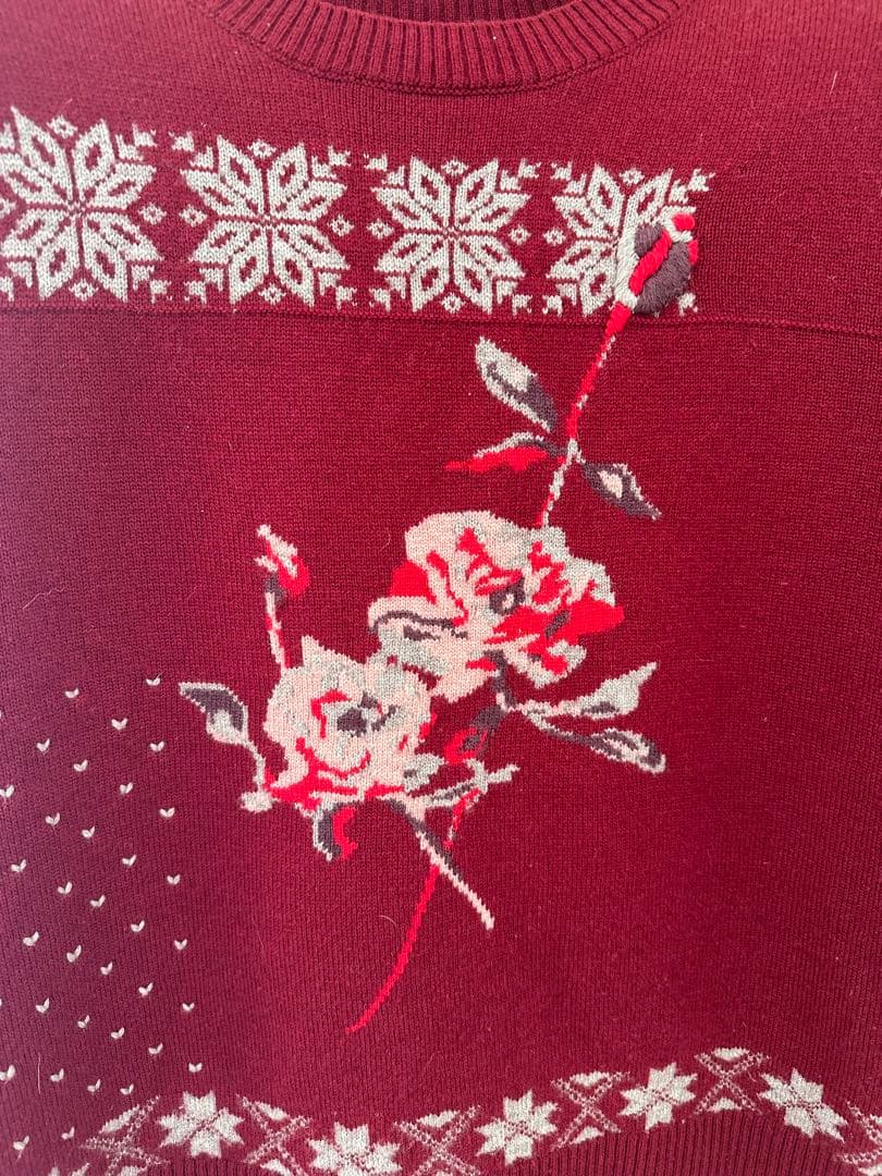 インゲボルグ　フラワー柄ニット　本日1/28迄の出品❗️