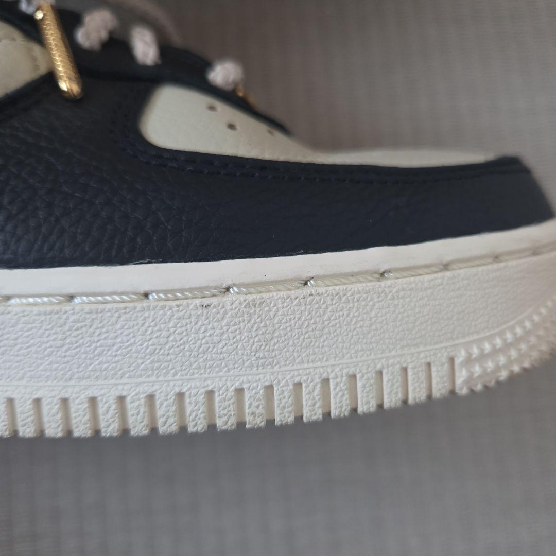 Premium Goods × Nike \"The Sophia\" 24cm