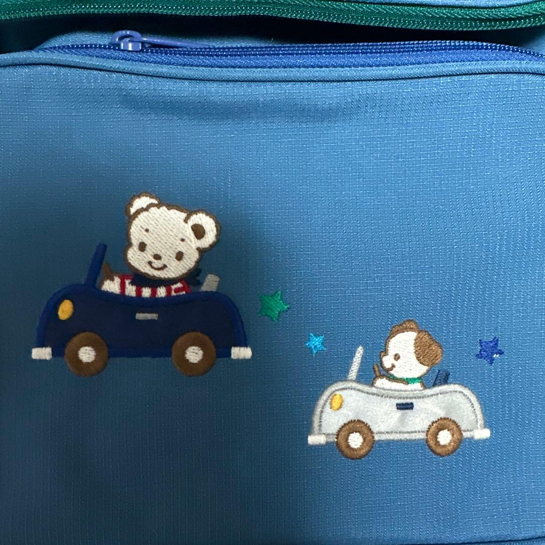 【新品】familiar リュックサック バッグ 車 完売商品 青 男の子