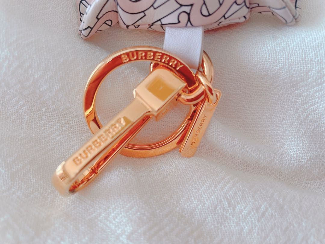 美品✨BURBERRY トーマスベア キーホルダー　モノグラムピンク