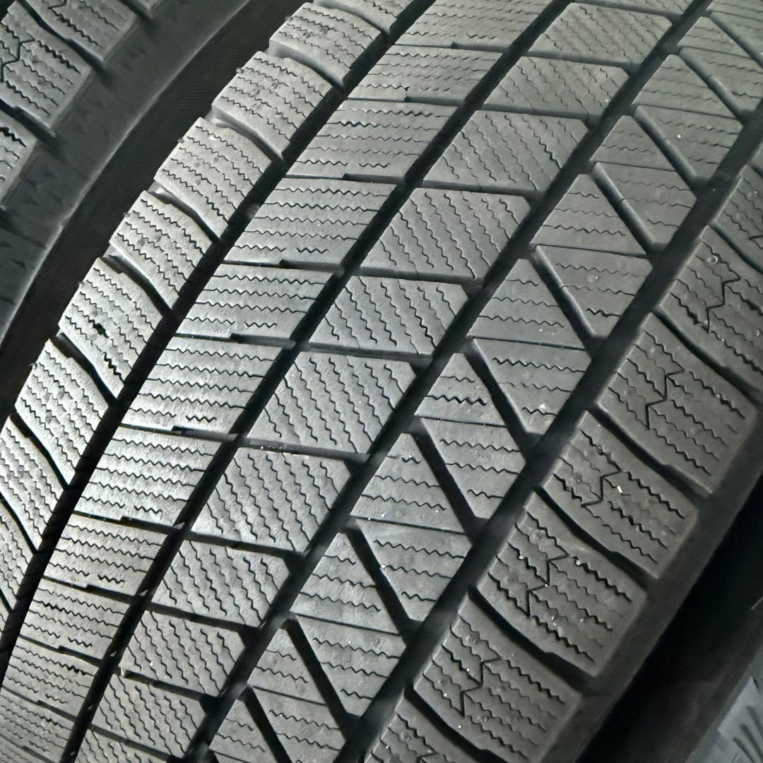A①215/55R17 ブリヂストンVRX3スタッドレスタイヤ４本