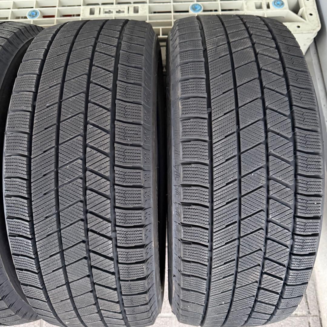 A①215/55R17 ブリヂストンVRX3スタッドレスタイヤ４本